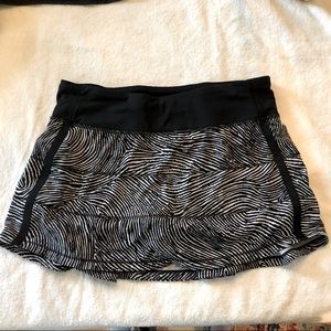 SEAWHEEZE Lululemon pace rival skirt size 6 regular length